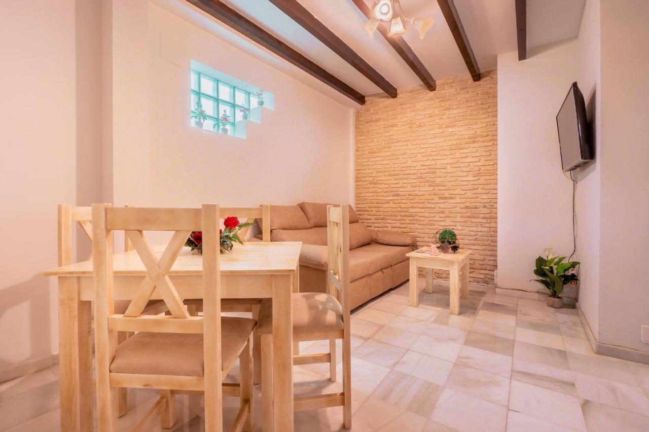 Precioso Apartamento En Triana Sevilla Kültér fotó